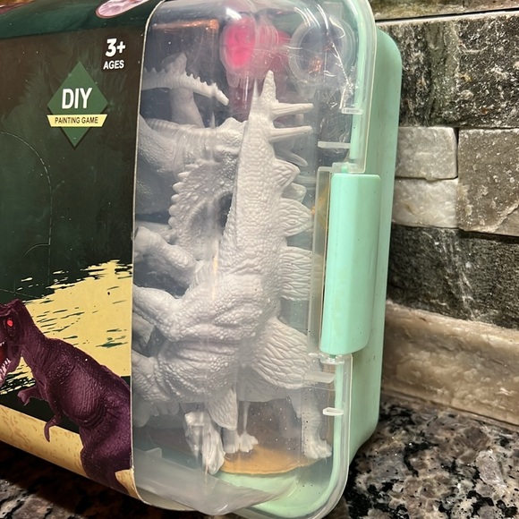 Painted Dinosaur NIB - Picture 3 of 8